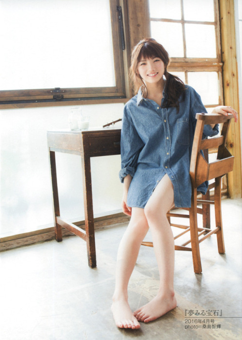 timo0509:  岡田奈々UTB 2018.5Special Mini Photo BookⅡ vol.1