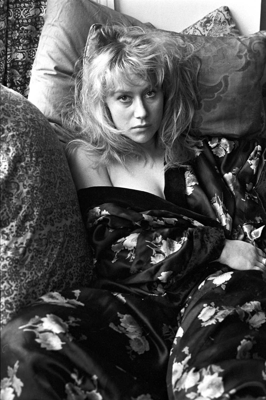 blueblackdream:  Helen Mirren, early 1970s  