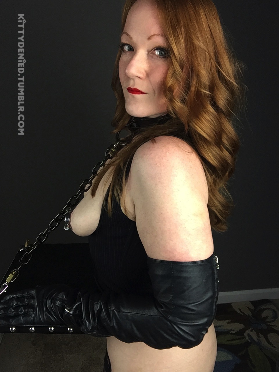 kittydenied:  Was having a good hair day, and didn’t want to waste it.. :)