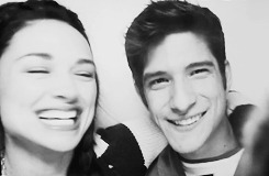 argentie-blog:  Allison: I’d rather just wake up with you. Scott: You will. High