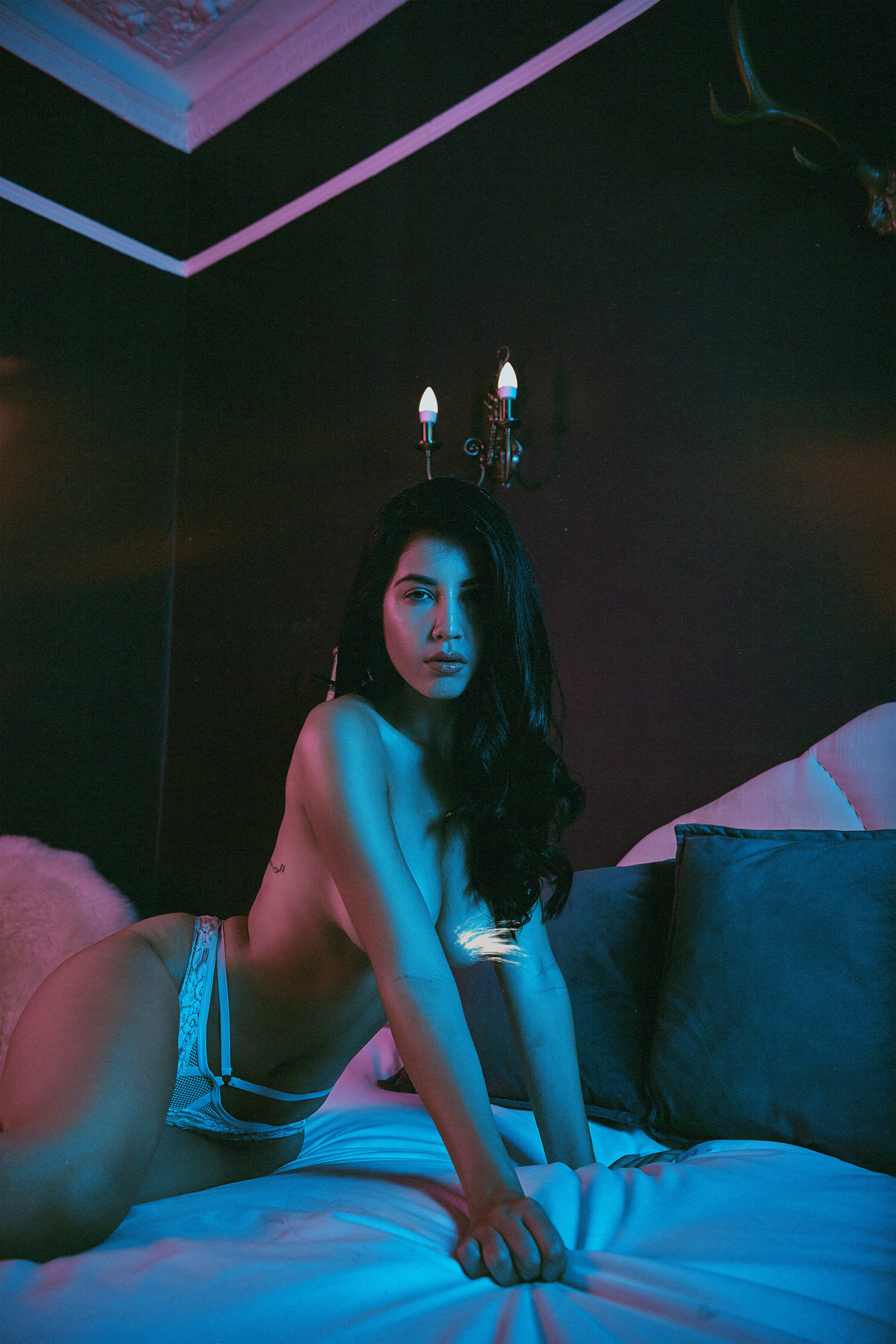 thelastofthegentlemen:  eazyvisuals:Dark fantasy.  http://thelastofthegentlemen.tumblr.com