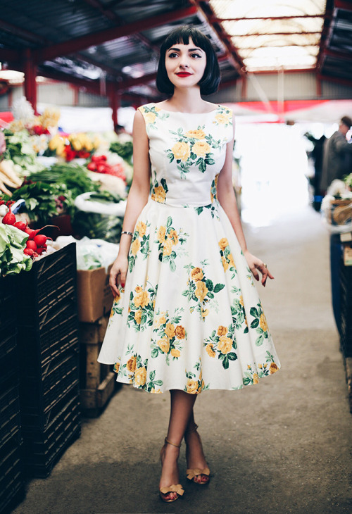 little-marilynm:  Fashion blogger and online personality Ana Morodan struts in a beautiful, floral 1950s-inspired dress.  In her column, Morodan notes the importance of having a signature piece in your wardrobe; a piece that you are known for; a piece