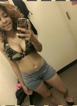 caligirl5392:  Kik caligirl5392 if yall wondering