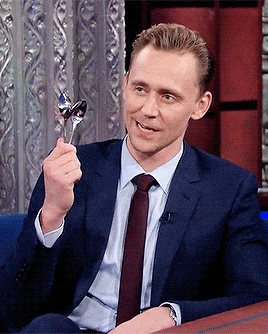 [Image: tumblr_inline_p9nww1IRmk1tq1t4r_400.gif]
