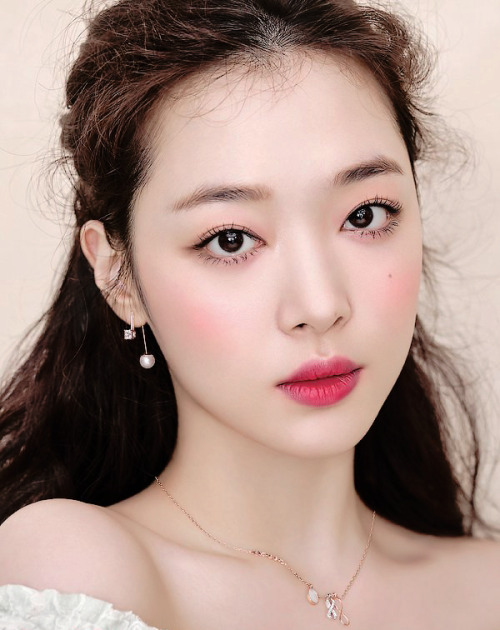 XXX holyiu:  sulli for instyle korea 2016 photo