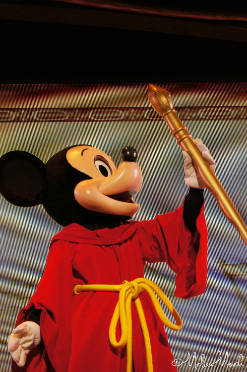 mickey and the magical map