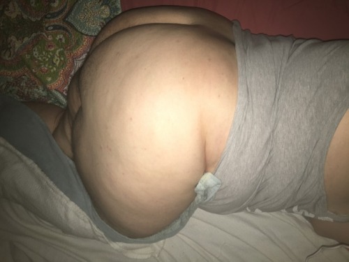 chubbynomad:  26, BBM. porn pictures