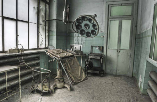 poisoned-apple:  - Dan Marbaix’s Haunted Asylum Photography - 