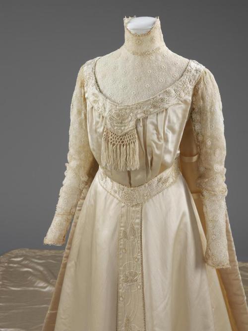 history-of-fashion: ab. 1905 Wedding dress by Liberty &amp; Co. Ltd.silk satin embroid