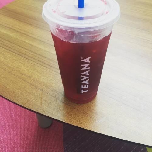 #teavana @teavanatea #youthberrytea (en Mall Of San Juan)