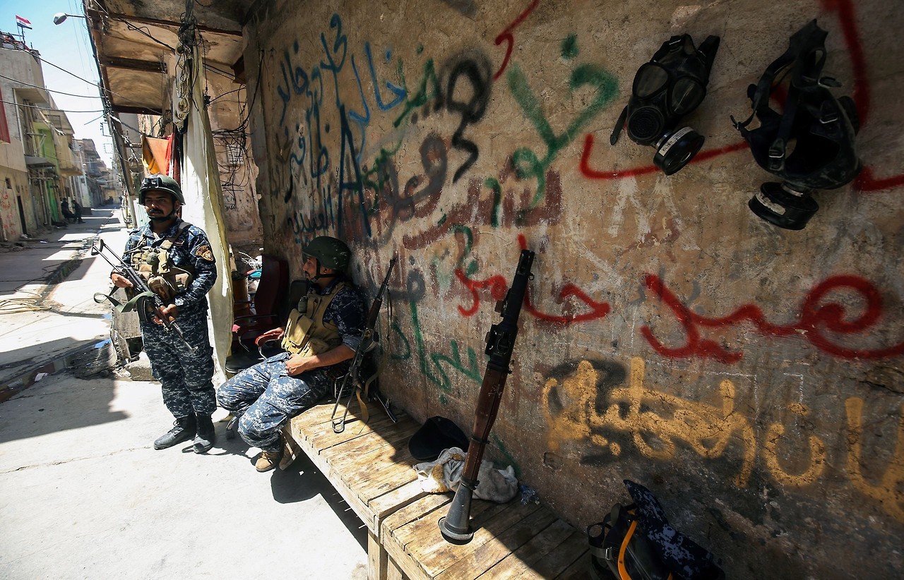 Es inminente la liberación de Mosul.
Ofensiva Miembros de las fuerzas iraquíes en las afueras de la antigua ciudad de Mosul el 24 de mayo de 2017, después de que el área fue retomada por las fuerzas iraquíes durante la ofensiva en curso para...