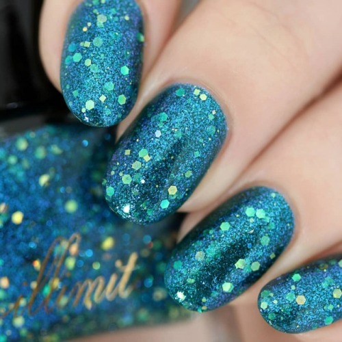 @illimitebeauty Still Life from the Van Gogh collection, available right now at @livelovepolish Go 