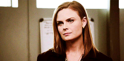 holdingontoyoufordearlife:Bones - 10x01 - The Conspiracy in the Corpse