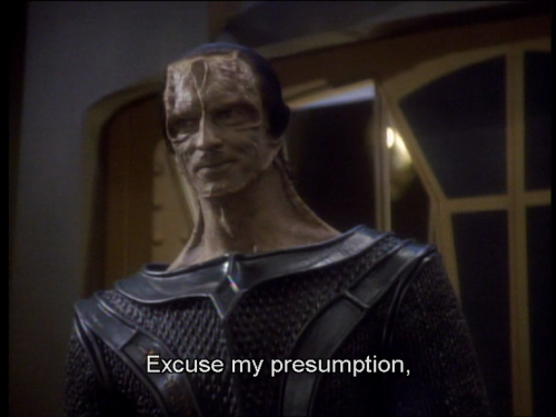 keepontrekkin: captaincrusher: There’s just not enough theories about the implications of Sisk