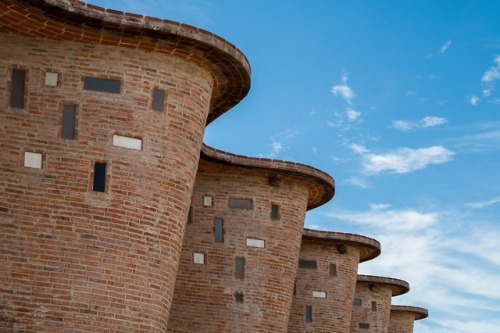 archatlas:  The Intricate, Undulating Brickwork at Eladio Dieste’s Cristo Obrero Church in UruguayGonzalo Viramonte has released a series of photographs that focus in on the use of bricks by engineer Eladio Dieste in his Atlántida Cristo Obrero church.