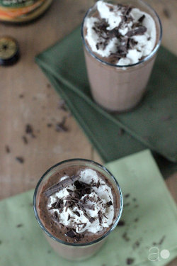 boozybakerr:  Frozen Hot Chocolate with Baileys