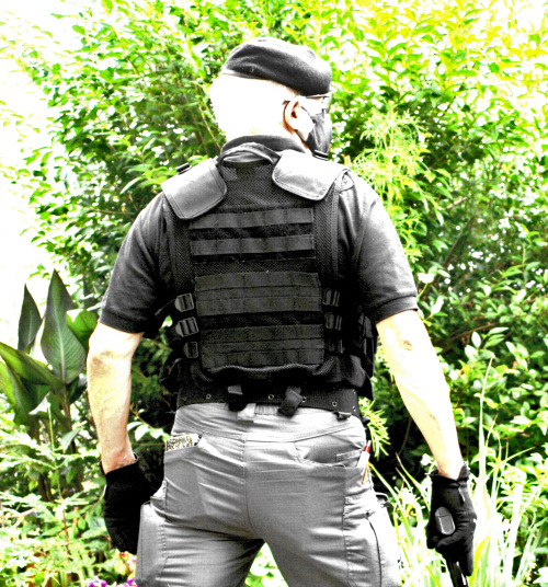 Tactical uniform/police tactical