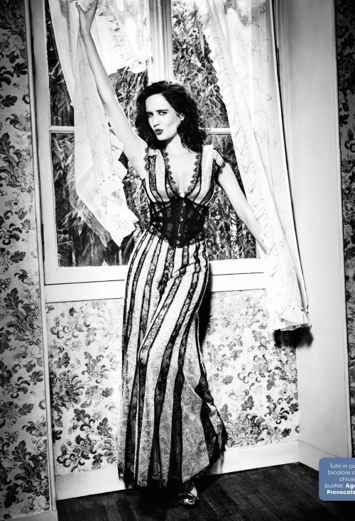 Eva Green | Ellen Von Unwerth | Glamour Italy (August 2016)Stylist: Sascha LilicHair: Maxime MaceMak