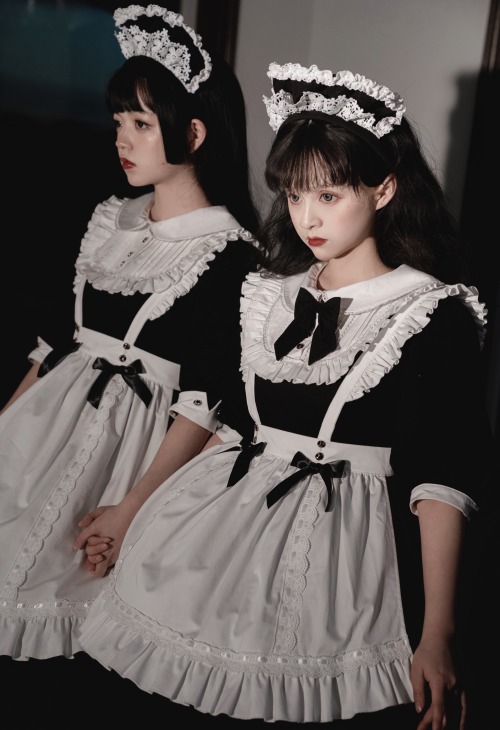 petite-cosette:Girl’s Island ~  ℯ ℯ ~Models: 横野珩 and 是你白