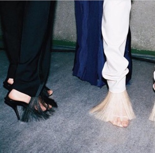 noturmirror:  helmut lang backstage, juergen teller  