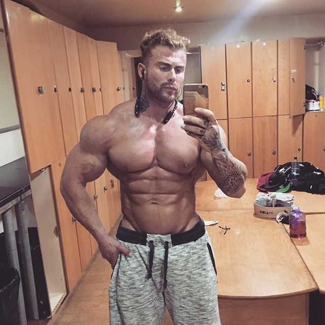 drwannabebigger:Max O'Connor