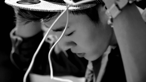 mykpopblacknwhite - Ihasdinowoo