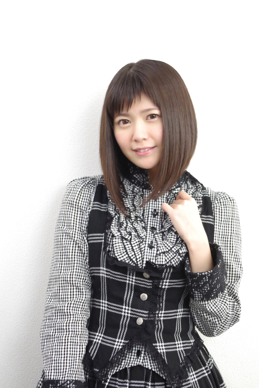 himanji:    竹達彩奈：「スチームパンクの衣装が着たい」がきっかけ　新シングルは映画のような世界観