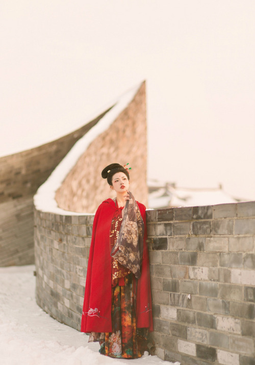 hanfugallery:Traditional Chinese hanfu by 流云蕊