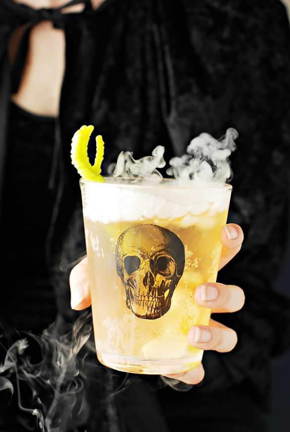 foodiebliss:  11 Sophisticated Cocktails to Make This HalloweenSource: My Domaine