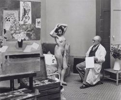  Brassaï, Henri Matisse and His Model, 1939