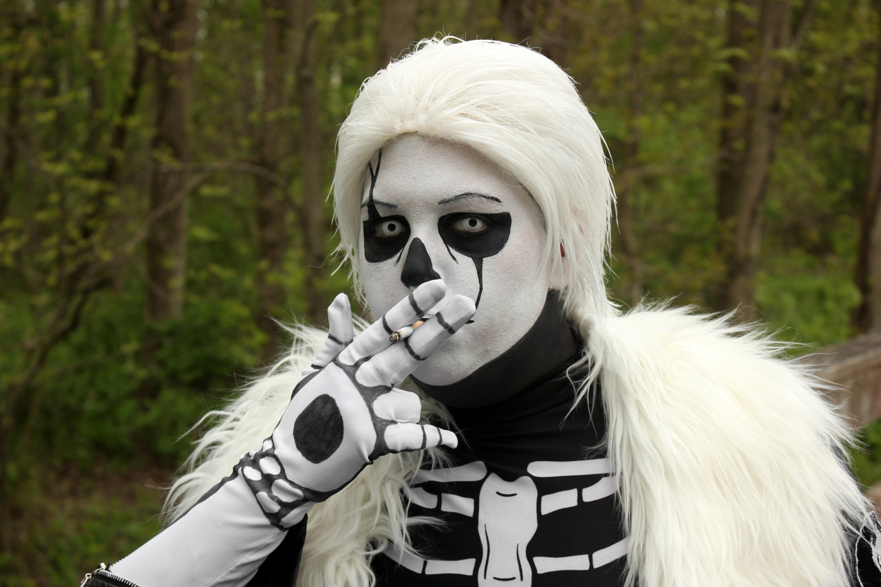 Lover of Bones — Gaster!Sans makeup test and photoshoot set 3/3!