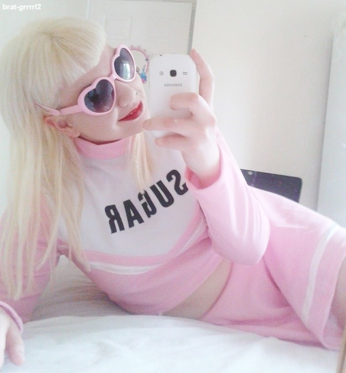 brat-grrrrl2:  *\o/* 