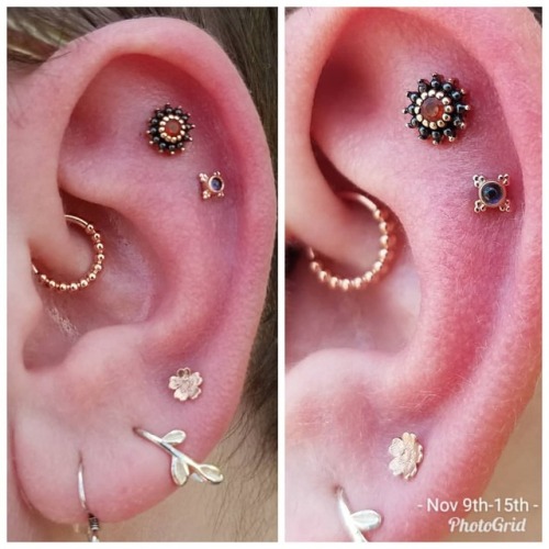 Added a 2nd deep #Helix with a beautiful #Iolite piece and a #daith both set in #rosegold. This ear 