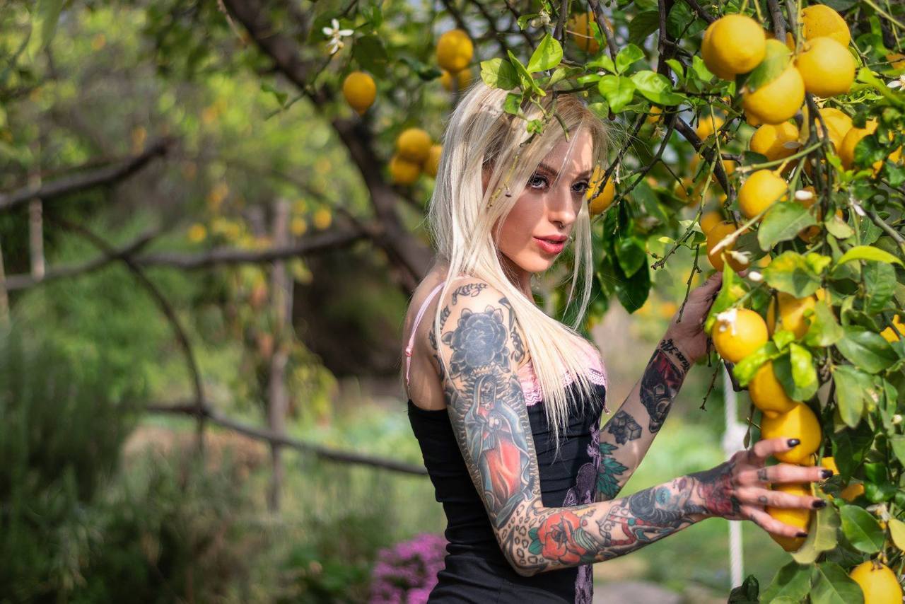 Suicide Girls & Hopefuls.