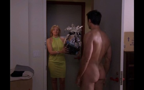 jsuavazblog:  Victor Webster en la serie Sexo en Nueva York (Sex and the City). 