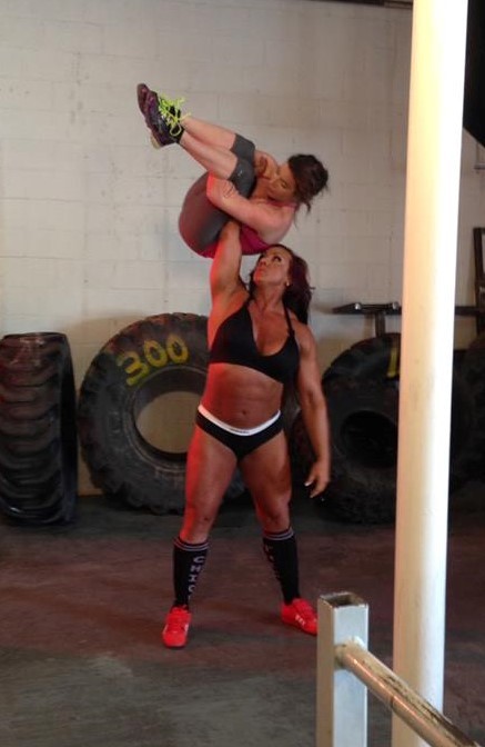 zimbo4444:  ..Amber DeLuca..”little ones can be oh so sweet”..   💪🏼👩🏻💬