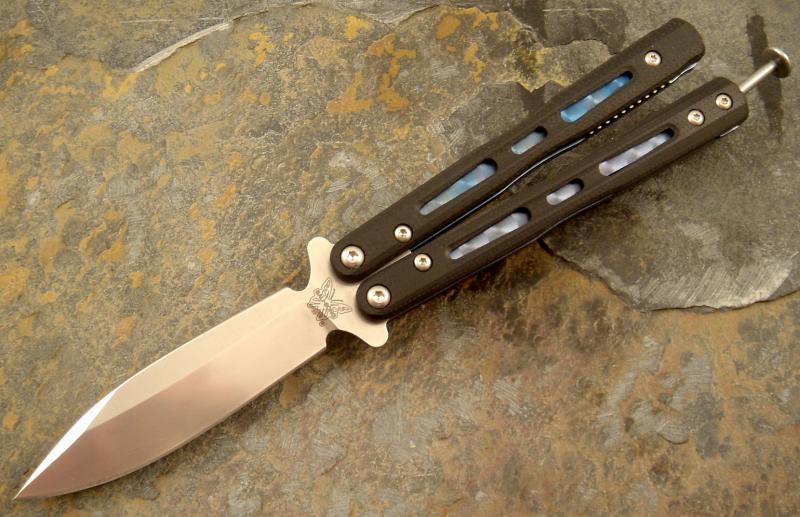 knifepics:  Benchmade Bali-Song
