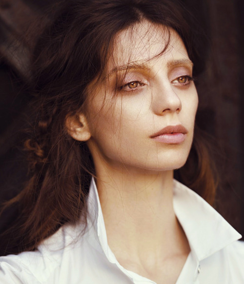 shirazade:Angela Sarafyan photographed by René porn pictures