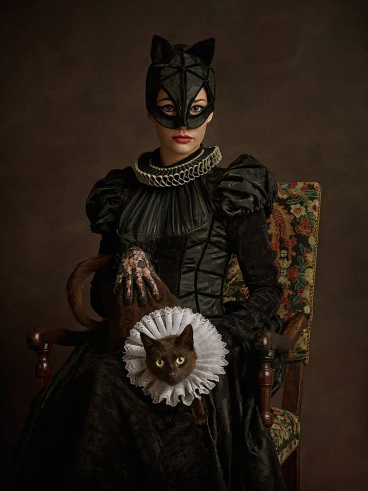 hoop-skirts-and-corsets:  Catwoman from School Gallery d’Olivier Castaing