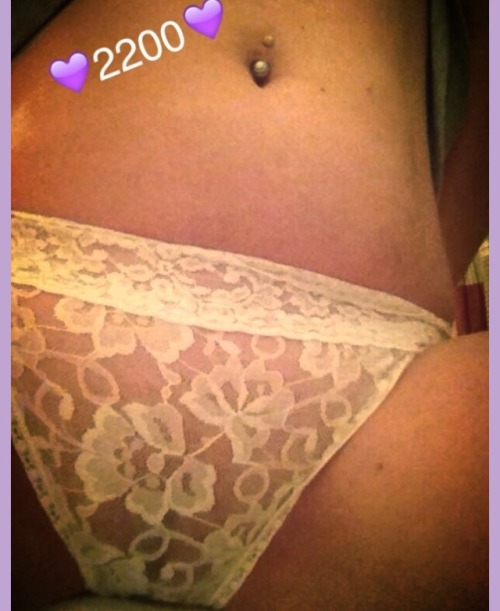 suzanne4u:  Was asked to post some of my favorite selfies…. This is what I came up with 💜