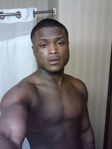 sexiboyz:  traps-n-trade:  Keep da Submissions cummin    Traps-N-Trade follow us