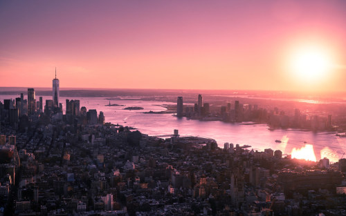 2049 by onefivefour Sunset from the Empire State Building. It was nice to find the indoor lighting k