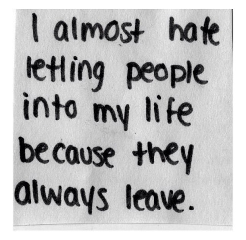 your-knife-my-back:  Xx 