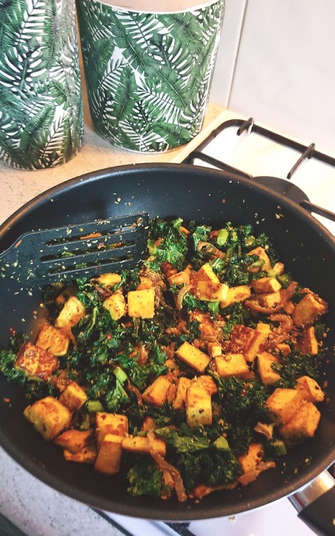 veganhelena - Pan-fried Tofu, Kale, Coconut, and Spices! ...