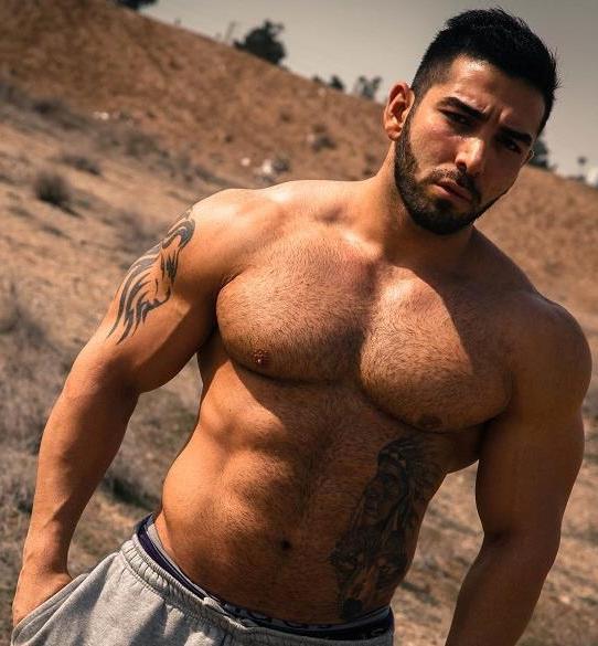butchnraunchy:  Untamed Men - The blog for men who defy convention. 
