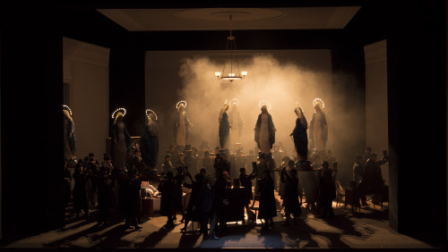 gnossienne: Korngold’s Die Tote Stadt for Theatre Komische Oper Berlin (2018), dir. Robert Car