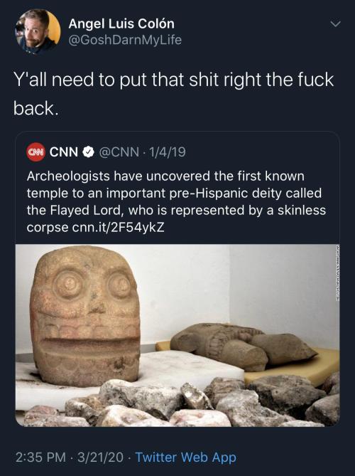 morbidtecolote:White people at it again. The Flayed Lord’s name is Xipe Totec, he’s one of the main 