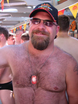 scream2013:  thebigbearcave:  Sexy Canada