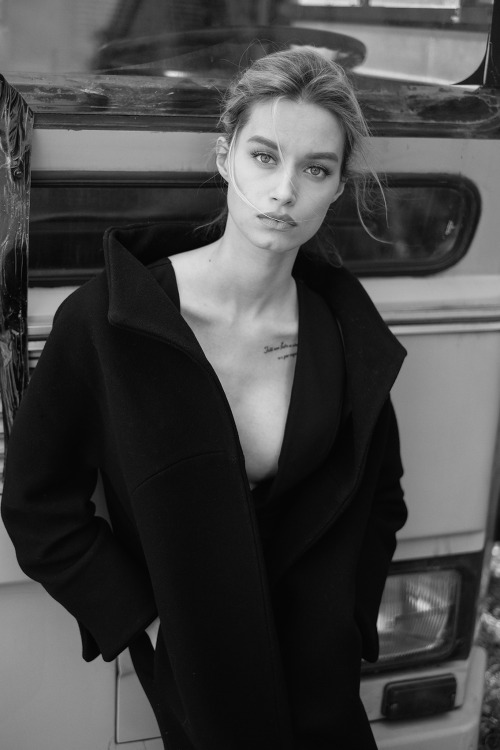 anothergentlemanloser:  Giulia Arena@alberto buzzanca d-art.it albertobuzzanca 