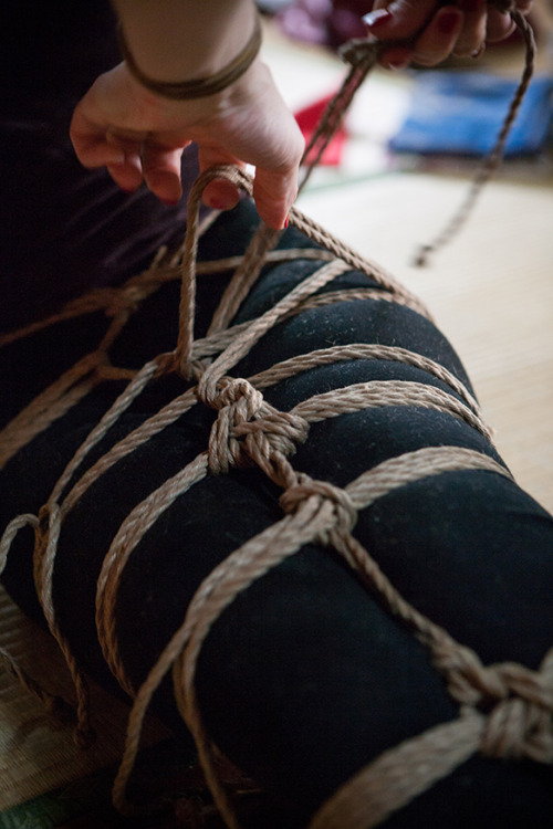 Private lesson of Hanikamu Isabelle. Roppongi, Japan. Kinbaku : Isabelle Hanikamu Teacher : Akira Na